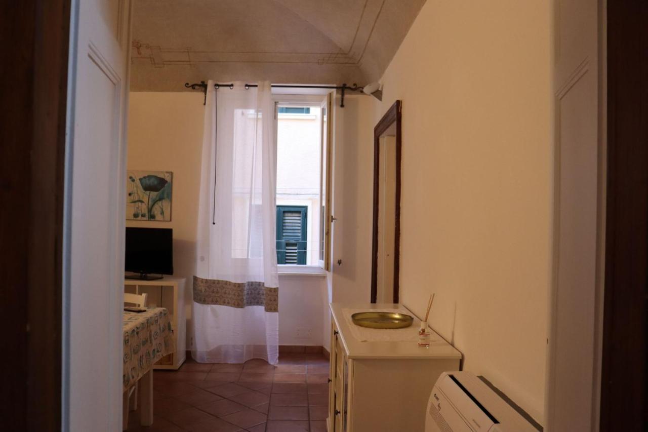 Carlo Alberto Apartment, Alghero Old Town, Near The Beach Exterior photo