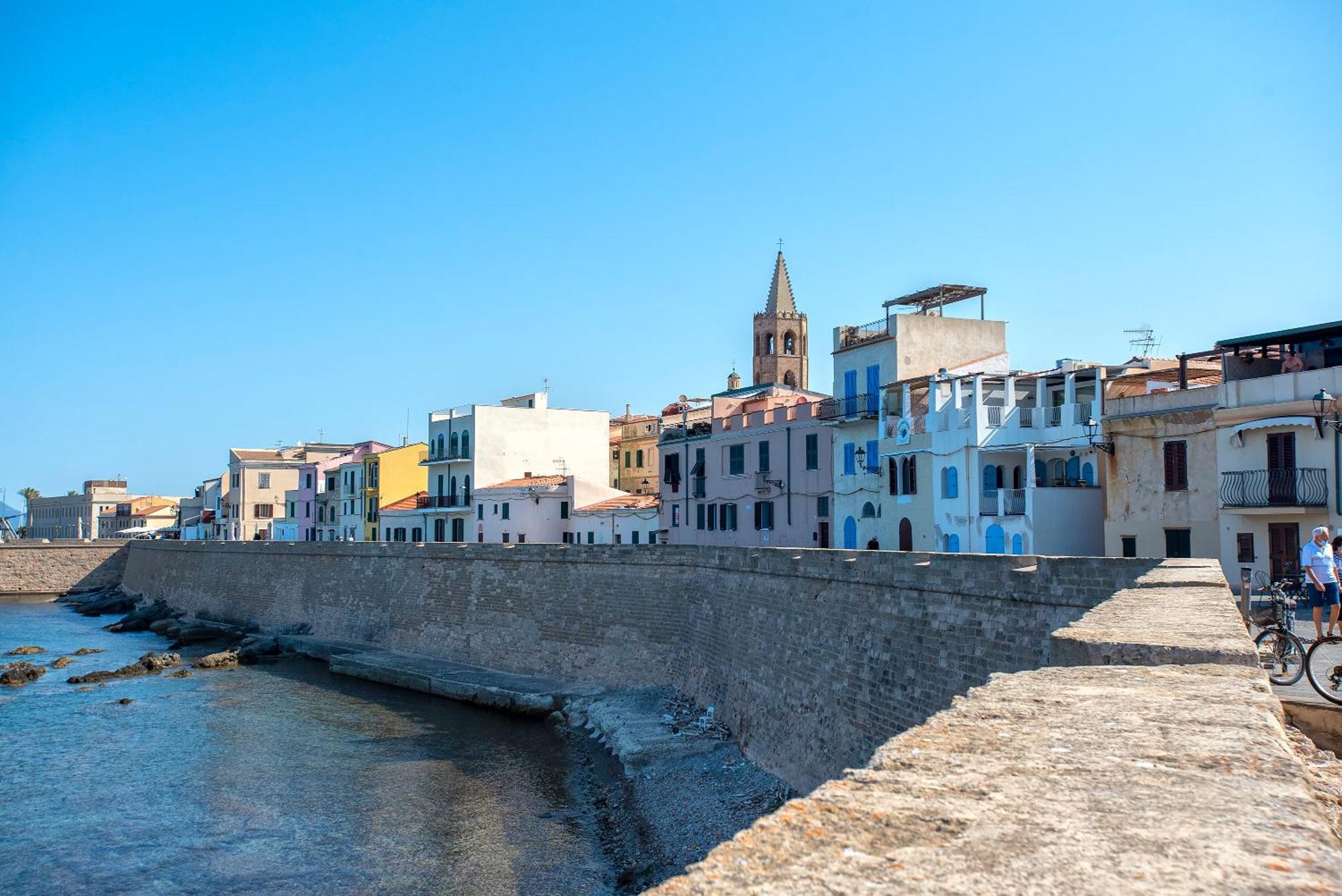 Carlo Alberto Apartment, Alghero Old Town, Near The Beach Exterior photo