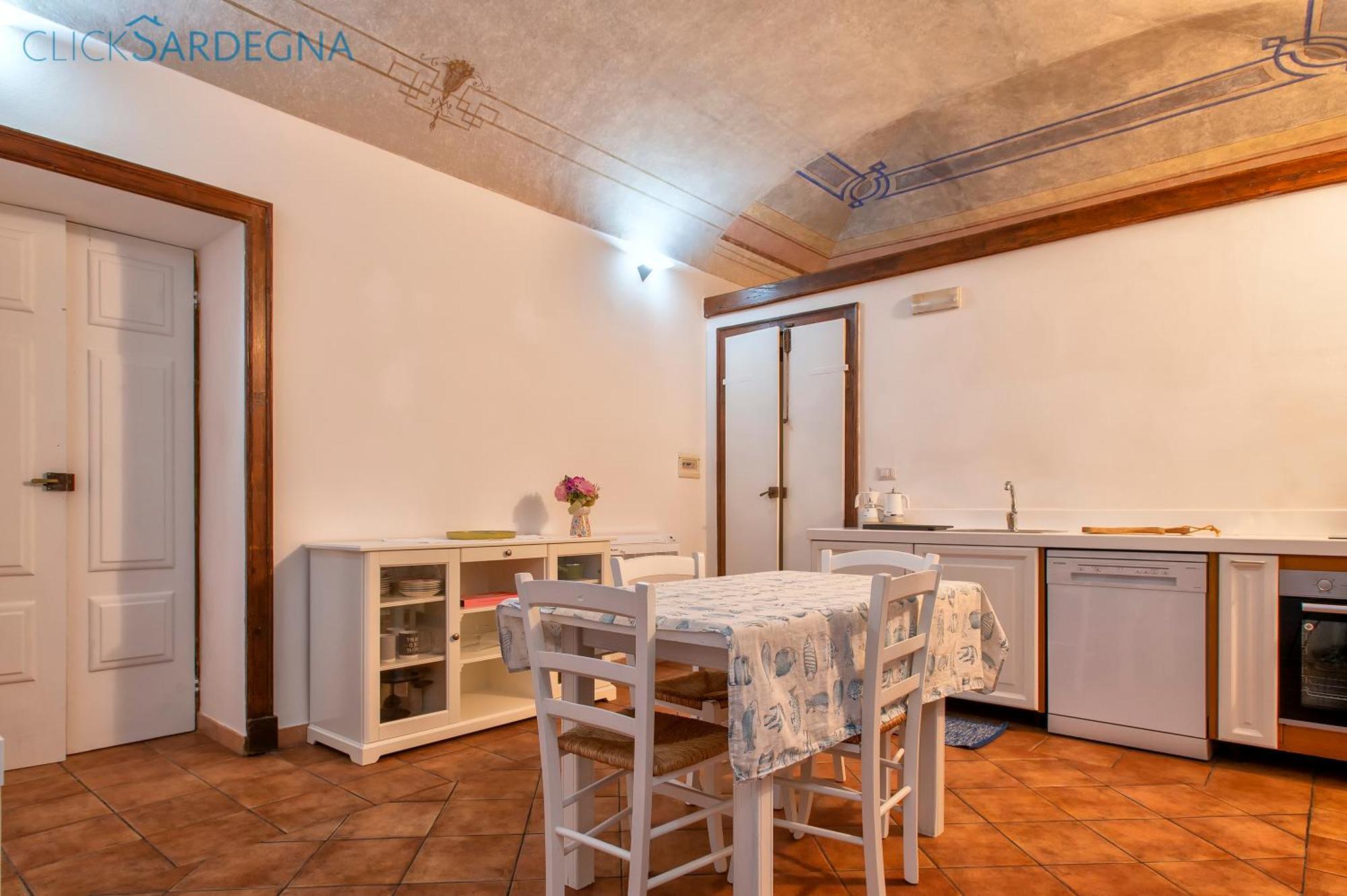 Carlo Alberto Apartment, Alghero Old Town, Near The Beach Exterior photo