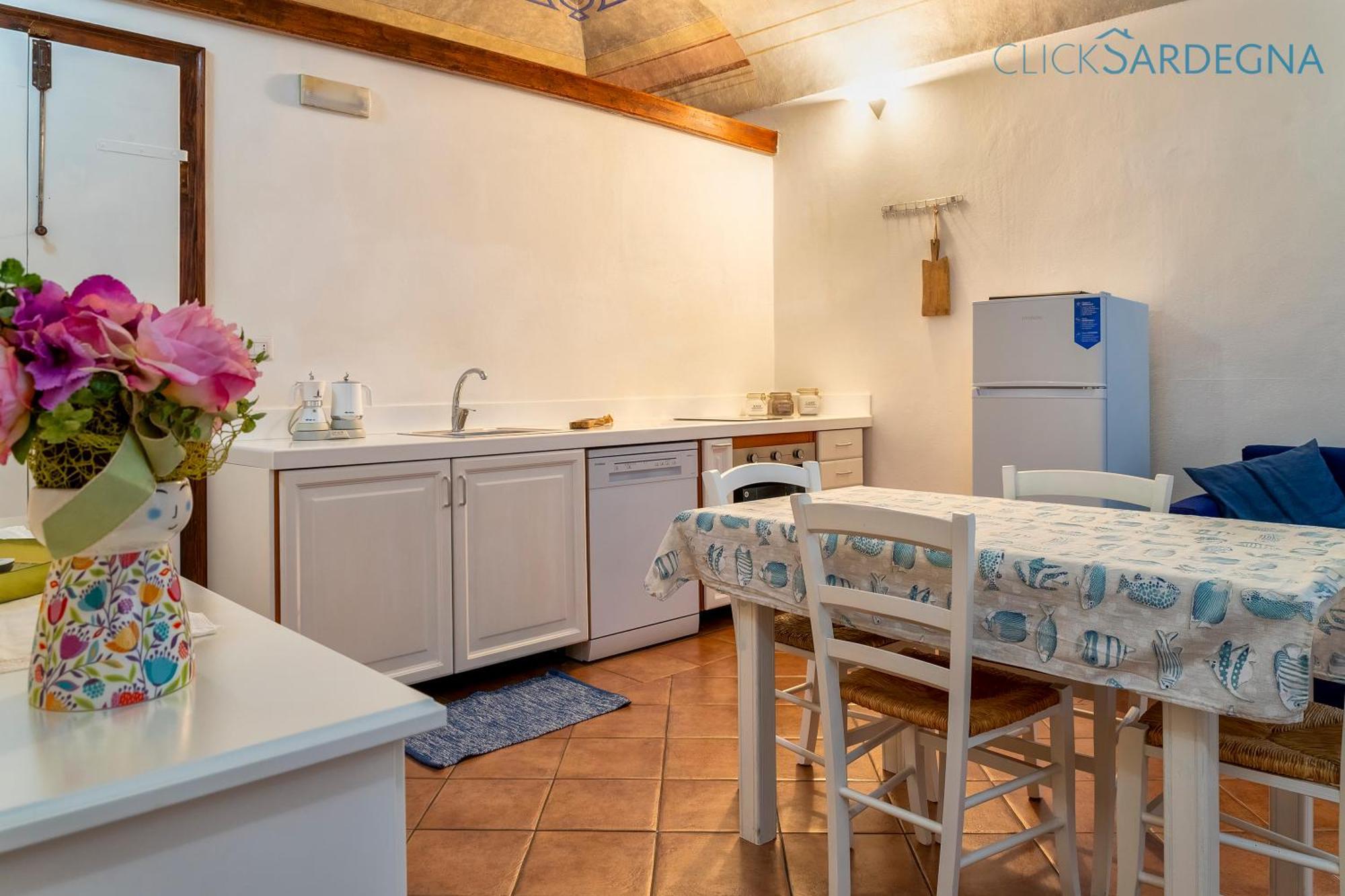 Carlo Alberto Apartment, Alghero Old Town, Near The Beach Exterior photo